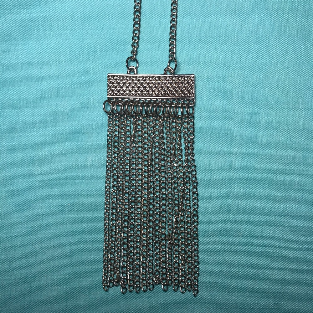 dangling silver chain necklace